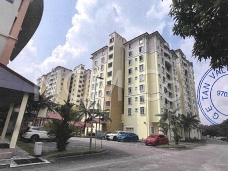 Condo For Auction at Desaria Villa