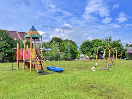 Terrace House for Auction