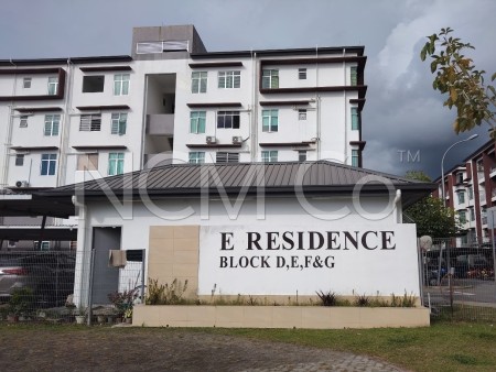 Apartment For Auction at E-Residence