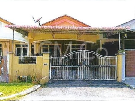 Terrace House For Auction at Taman Saujana Kluang