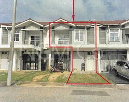 Terrace House For Auction at Kota Puteri
