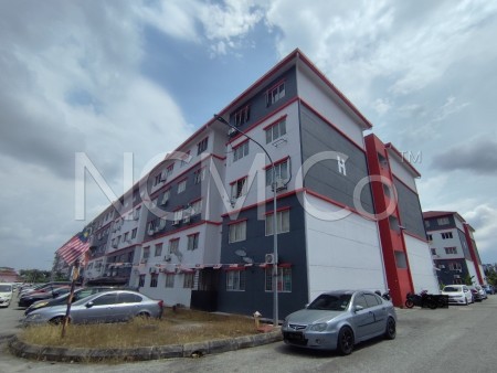 Apartment For Auction at Pangsapuri Seri Saujana
