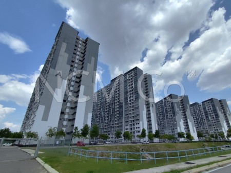 Apartment for Auction