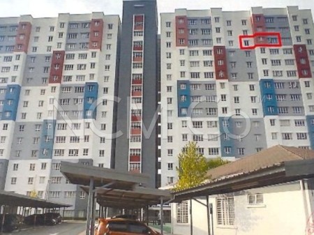 Apartment for Auction