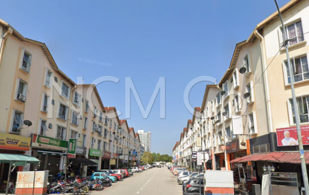 Apartment for Auction