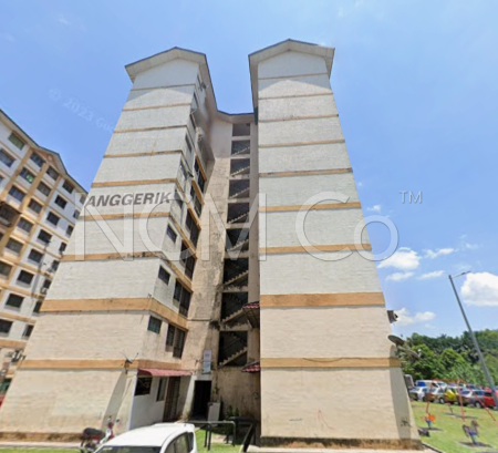 Apartment For Auction at Sri Tanjung Apartment