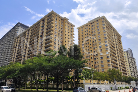 Condo For Auction at Platinum Hill PV6