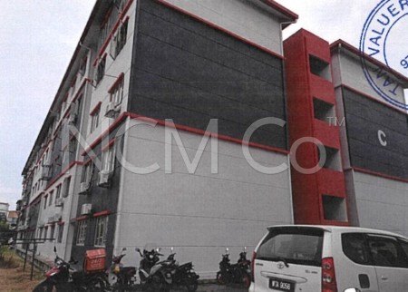Apartment For Auction at Pangsapuri Seri Saujana