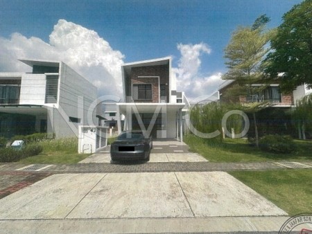 Bungalow House for Auction