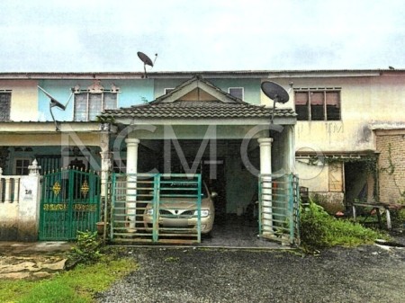 Terrace House For Auction at Taman Mentakab Indah