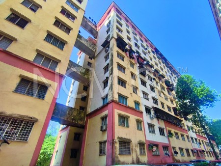 Flat For Auction at Pangsapuri Segar Ria
