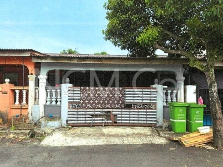 Terrace House For Auction at Taman Seri Mahkota Aman
