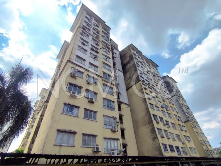 Apartment For Auction at Pangsapuri Damai Senja