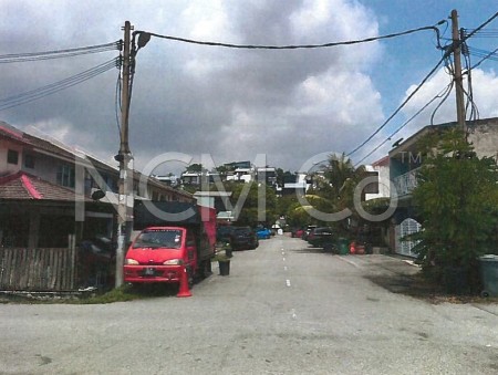 Terrace House For Auction at Taman Kantan Permai