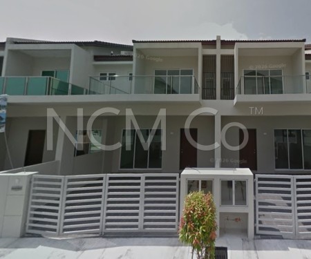 Terrace House For Auction at Raintree Park 2