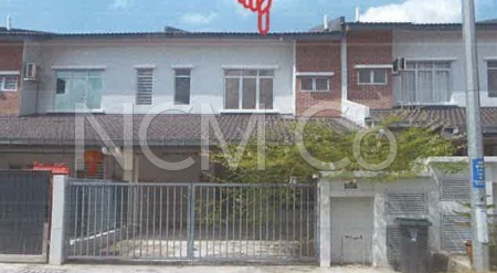 Terrace House For Auction at Iringan Bayu