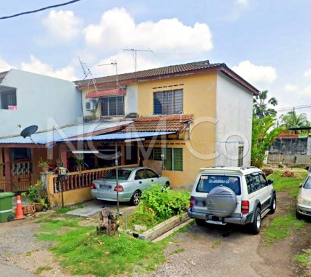 Terrace House For Auction at Taman Temerloh Jaya