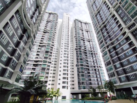 Serviced Residence for Auction