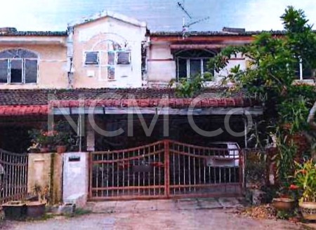 Terrace House for Auction