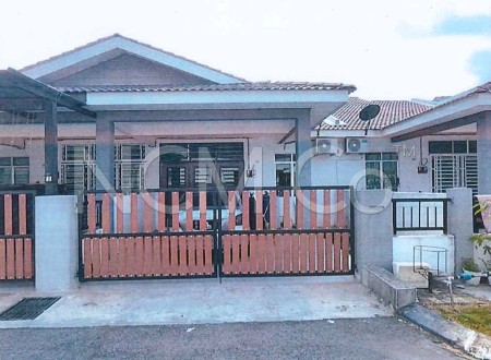 Terrace House For Auction at Taman Manjung Point