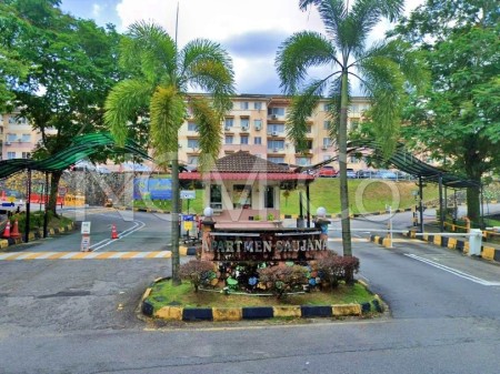 Apartment For Auction at Saujana Apartment
