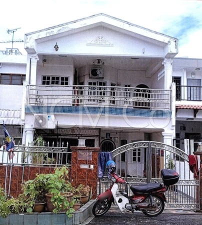 Terrace House For Auction at Taman Bukit Anggerik