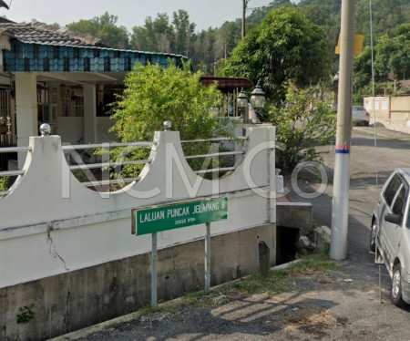 Terrace House For Auction at Taman Puncak Jelapang Maju