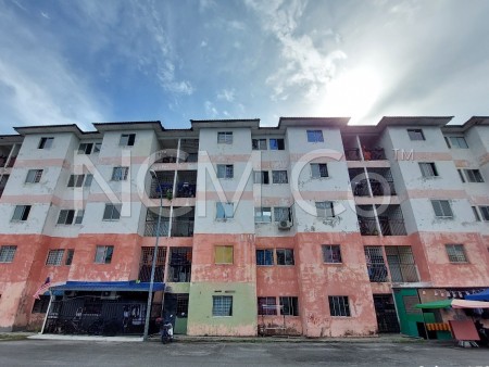 Apartment For Auction at Taman Sri Nelayan Flat