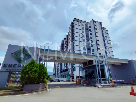 Condo For Auction at Emerald Residence