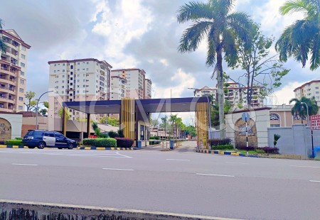 Serviced Residence For Auction at Prima Regency