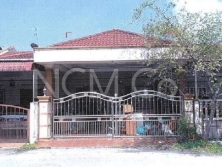 Terrace House For Auction at Taman Panglima