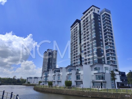 Apartment For Auction at D'Lagoon