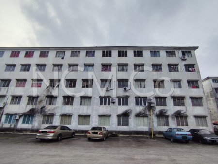 Flat For Auction at Taman Machang Bubok