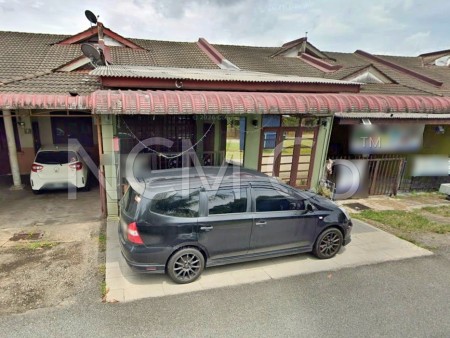 Terrace House For Auction at Taman Safiah Murni