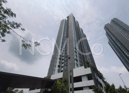 Condo For Auction at Rumbia Residence