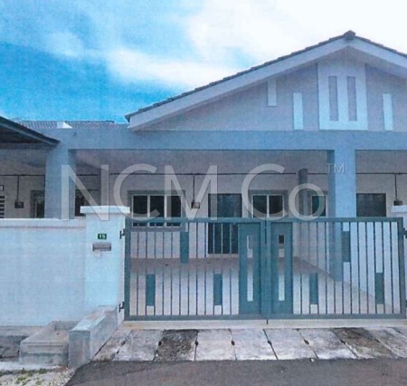 Terrace House For Auction at Bandar Universiti