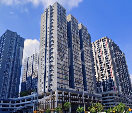 SOHO For Auction at Canopy Hills