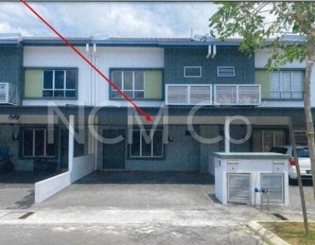 Terrace House For Auction at Kita Mekar