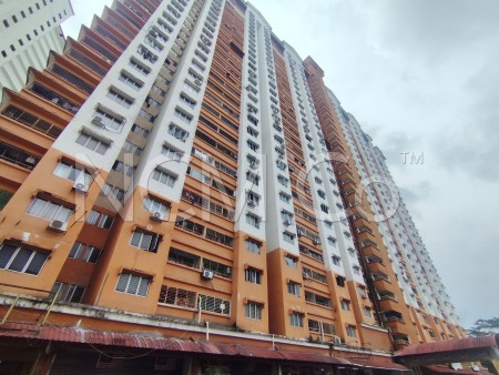 Apartment For Auction at Flora Damansara Apartment