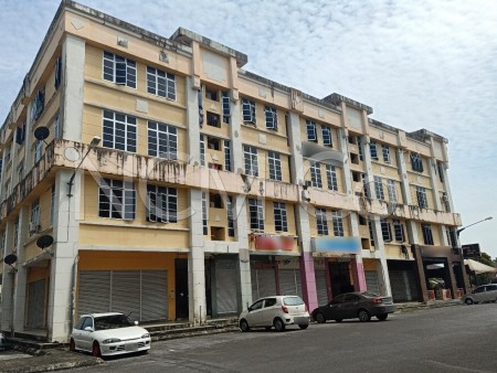 Apartment For Auction at Synergy Square