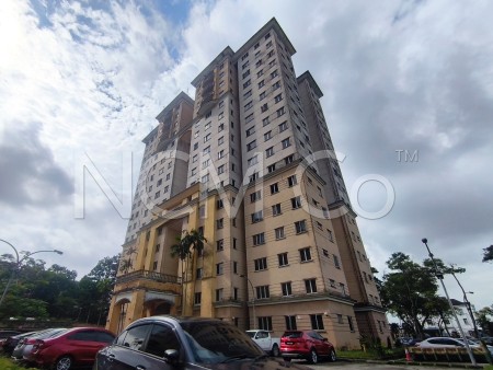 Apartment For Auction at Pangsapuri Persiaran Tanjung