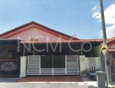 Terrace House For Auction at Taman Intan Duyung