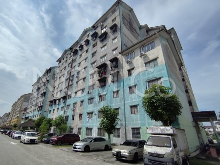 Apartment For Auction at Enggang Apartment