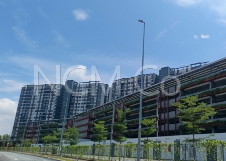 Apartment For Auction at E'island Lake Haven Residence
