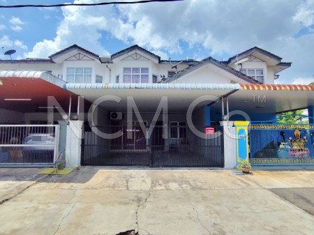 Terrace House For Auction at Taman Permaipura