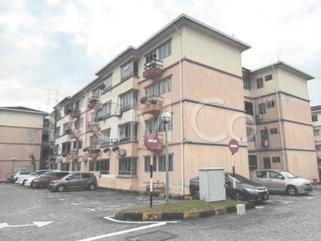 Apartment For Auction at SD Tiara Apartment