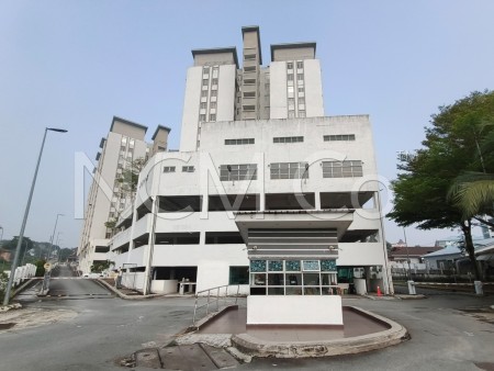 Apartment For Auction at Scott Towers @ Larkin JB