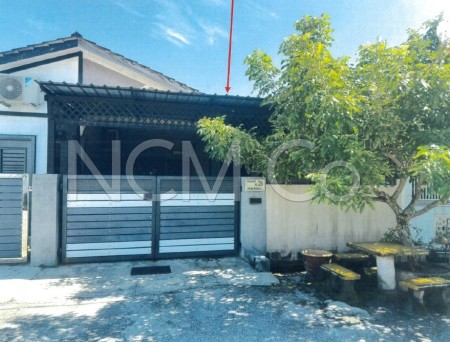 Terrace House For Auction at Taman Sri Manggis