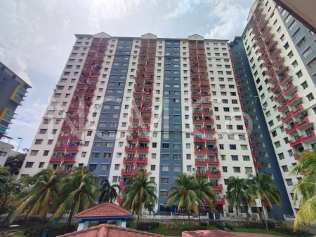 Apartment For Auction at Vista Pinggiran