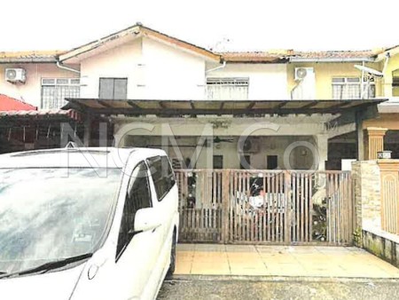 Terrace House For Auction at Taman Mawar